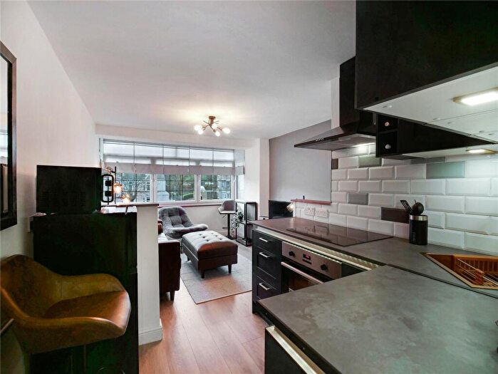 1 Bedroom Flat For Sale In Lethington Avenue, Shawlands, Glasgow City, G41