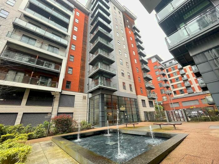 1 Bedroom Flat To Rent In Hornbeam Way, Manchester, M4