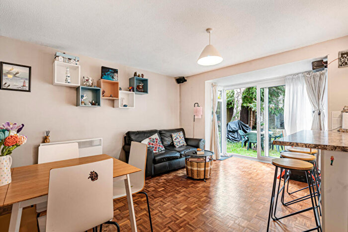 1 Bedroom Apartment For Sale In Mayfield Road, South Croydon, CR2