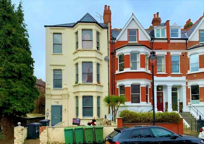 Studio To Rent In Lyncroft Gardens, London, NW6