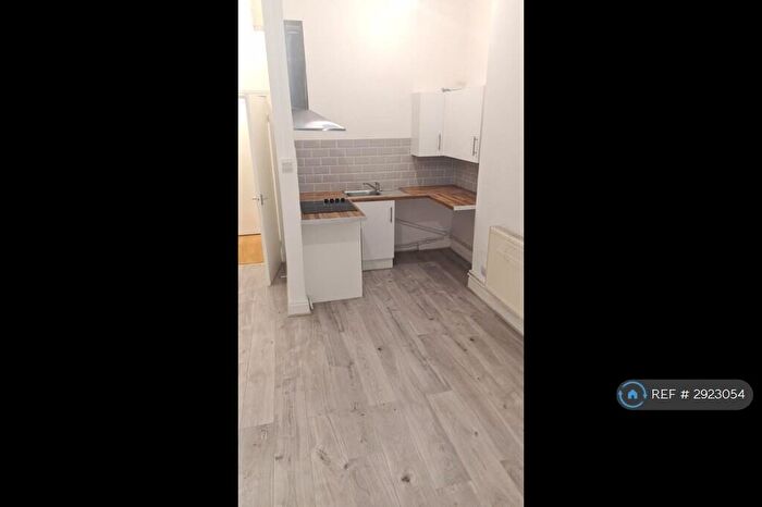 1 Bedroom Flat To Rent In Coltman Street, Hull, HU3