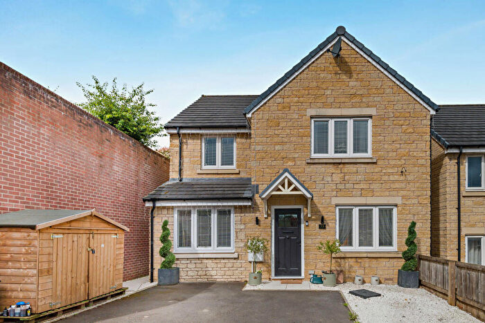 4 Bedroom Detached House For Sale In Ramsay Road, Calne, SN11