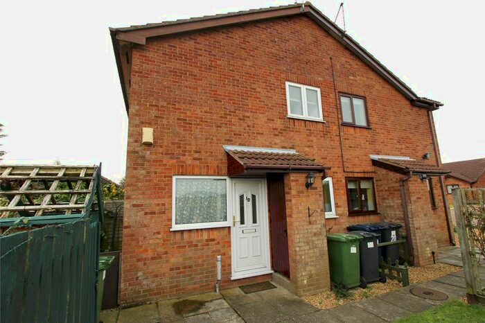 1 Bedroom Property To Rent In Orchid Close, Yaxley, Peterborough, Cambs PE7