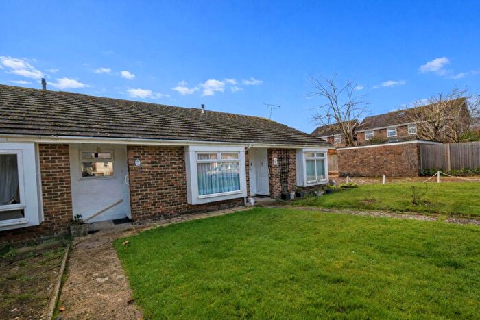 2 Bedroom Bungalow For Sale In Foxdown Close, Canterbury, CT2