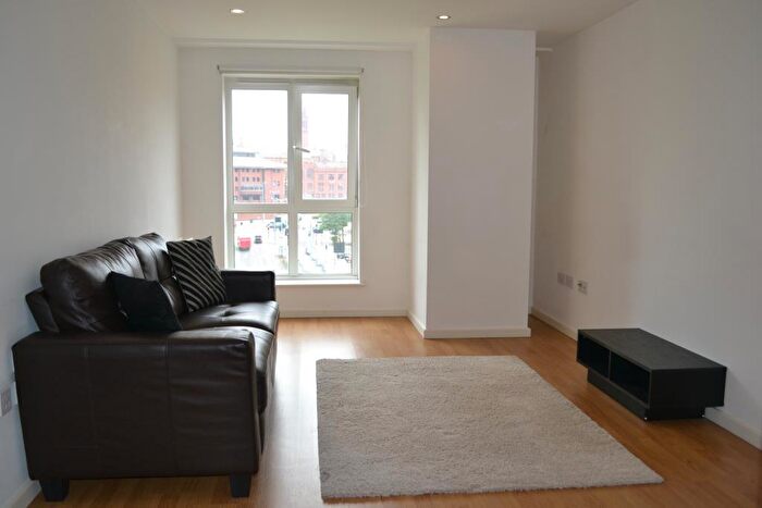 1 Bedroom Apartment To Rent In Hive, Masshouse Plaza, Birmingham, B5