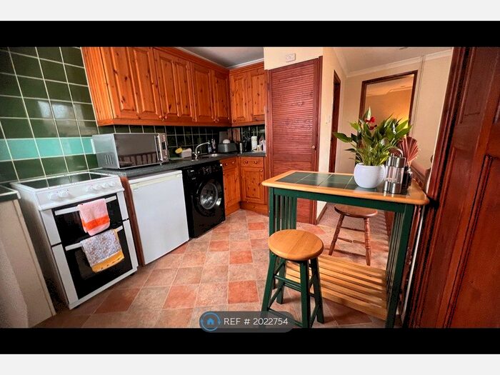 1 Bedroom Maisonette To Rent In Meadowside, Chelmsford, CM2