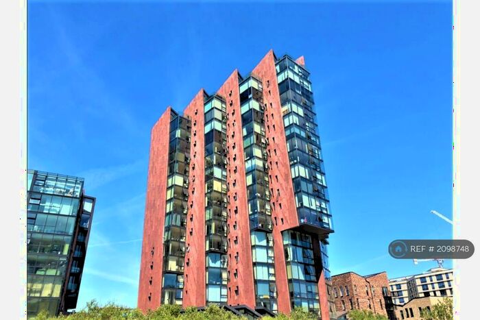 3 Bedroom Flat To Rent In Islington Wharf, Manchester, M4