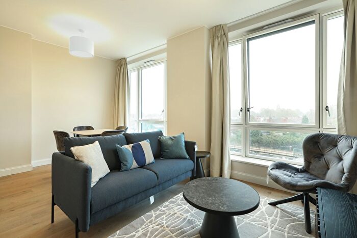 1 Bedroom Flat To Rent In Zinc Street, London, E15