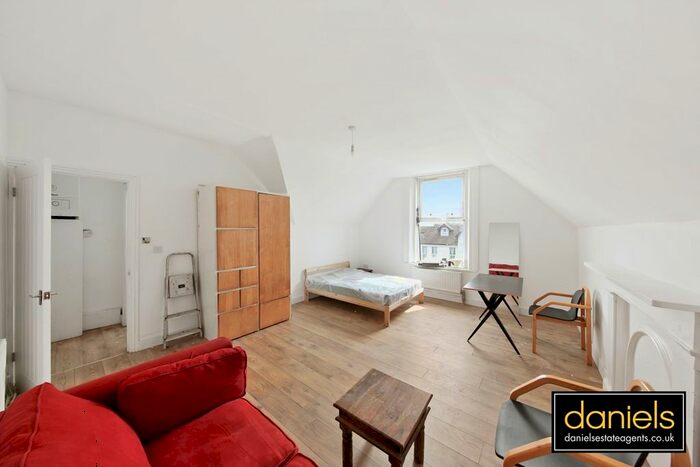 Property To Rent In Craven Park, Harlesden, London, NW10