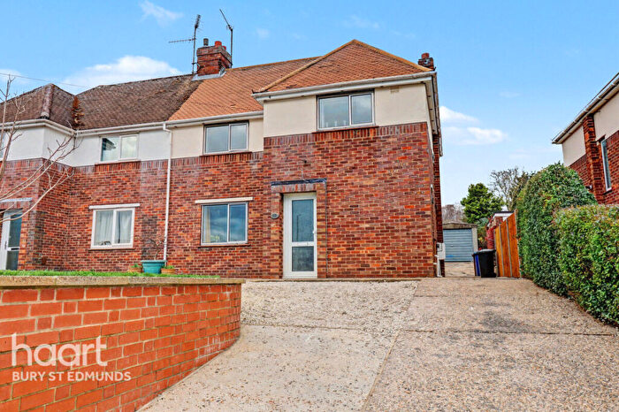 3 Bedroom Semi Detached House For Sale In Abbot Road, Bury St Edmunds, IP33