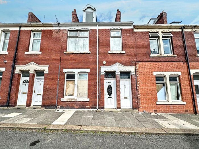 4 Bedroom Maisonette For Sale In Coach Road, Wallsend, NE28