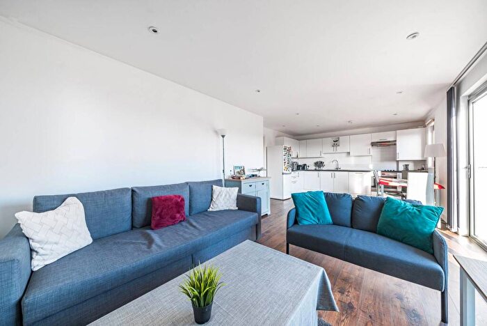 2 Bedroom Flat To Rent In Talbot Skyline, Rayners Lane, Harrow, HA2