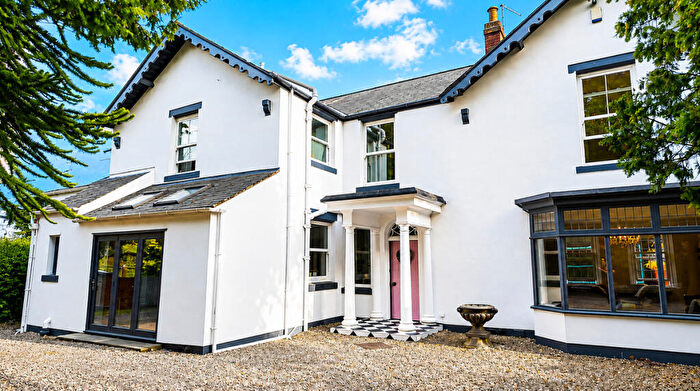4 Bedroom Detached House For Sale In The Cedars, Sunderland, SR2