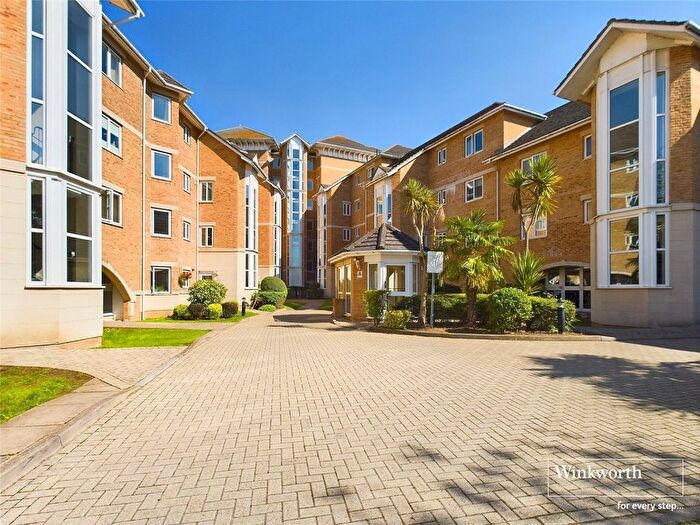 2 Bedroom Flat To Rent In Blakes Quay, Gas Works Road, Reading, Berkshire, RG1