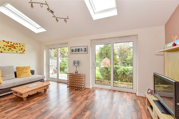 4 Bedroom Semi-Detached House For Sale In Summerfield Avenue, Whitstable, Kent, CT5