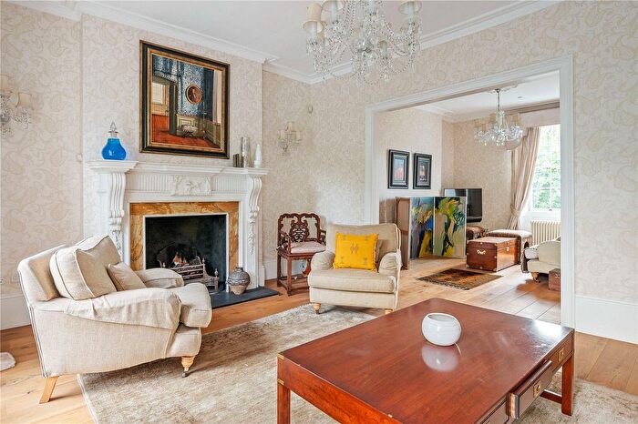 4 Bedroom End Of Terrace House To Rent In Wilmington Square, London, WC1X