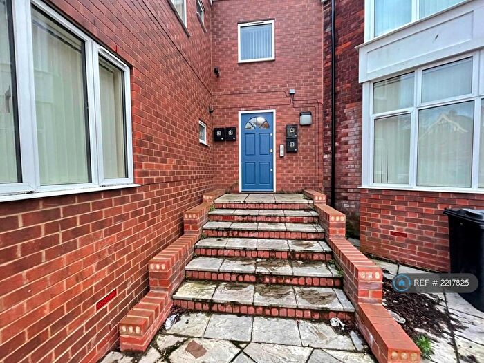 1 Bedroom Flat To Rent In Hainton Avenue, Grimsby, DN32