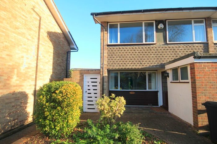 3 Bedroom End Of Terrace House To Rent In Marshalls Close, Epsom KT19