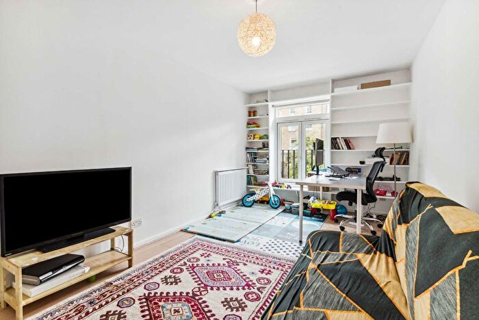 1 Bedroom Flat To Rent In Tavistock Crescent, Notting Hill, W11
