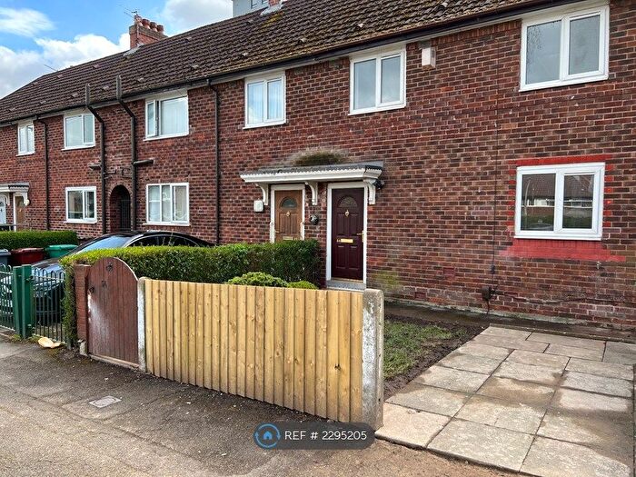 3 Bedroom End Of Terrace House To Rent In Longhey Road, Manchester, M22