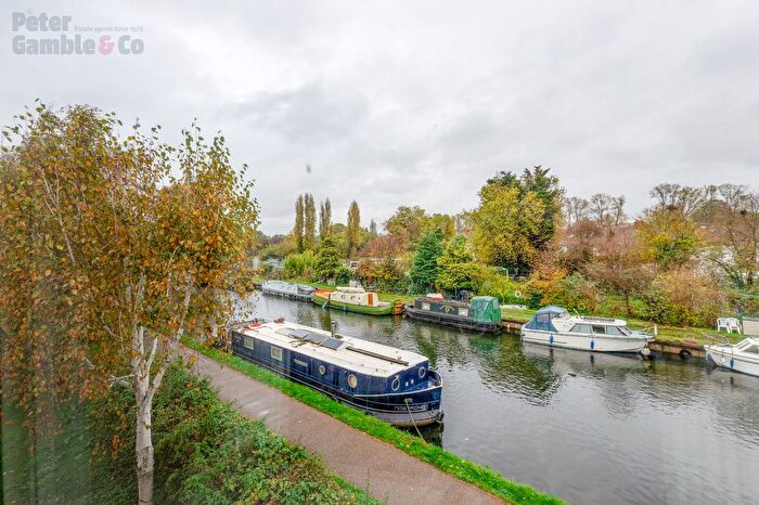 1 Bedroom Flat To Rent In Brindley Close, Wembley, HA0