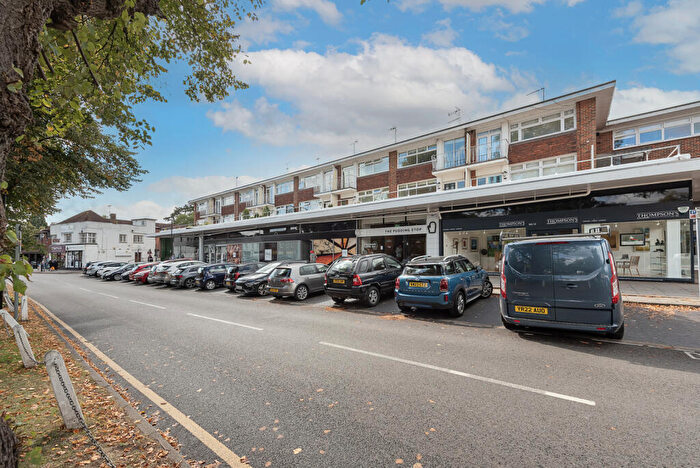 3 Bedroom Apartment To Rent In Church Green Row, Church Green, Harpenden, Hertfordshire, AL5