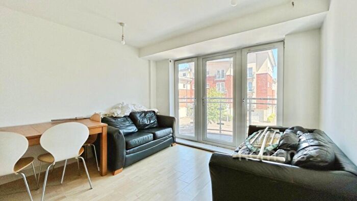 2 Bedroom Apartment For Sale In Winterthur Way, Basingstoke, Hampshire, RG21