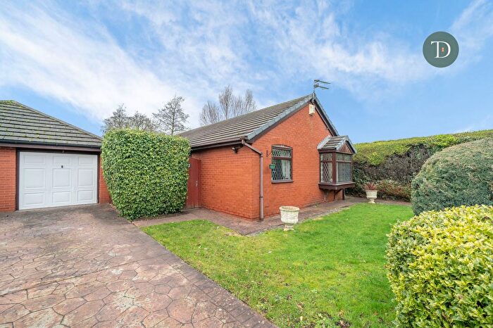 3 Bedroom Bungalow For Sale In Silverbirch Way, Whitby, Ellesmere Port, CH66