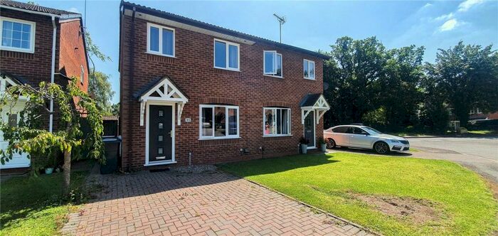3 Bedroom Semi-Detached House To Rent In Bilbury Close, Redditch, B97