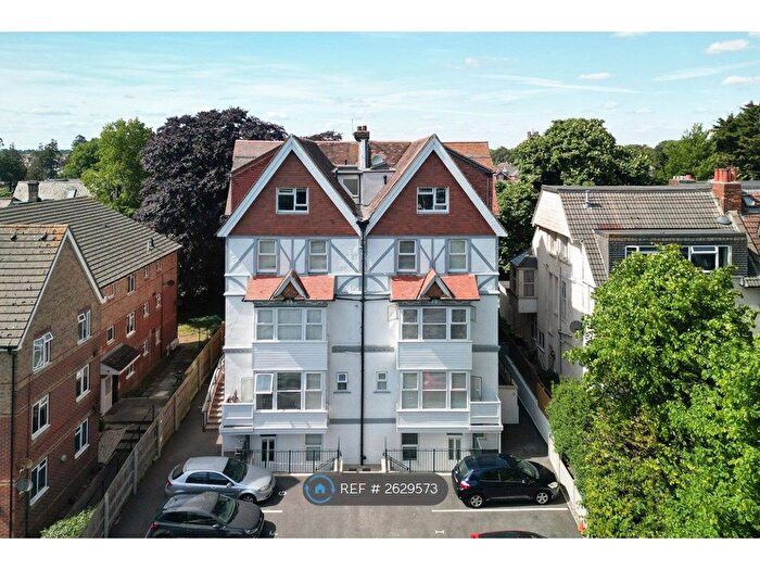 Studio To Rent In Fernwood Court, Bournemouth, BH1