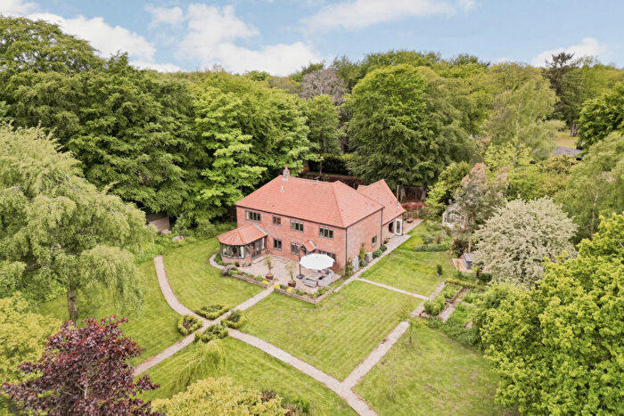 4 Bedroom Detached House For Sale In Sandy Lane, Aylmerton, Norwich, Norfolk, NR11