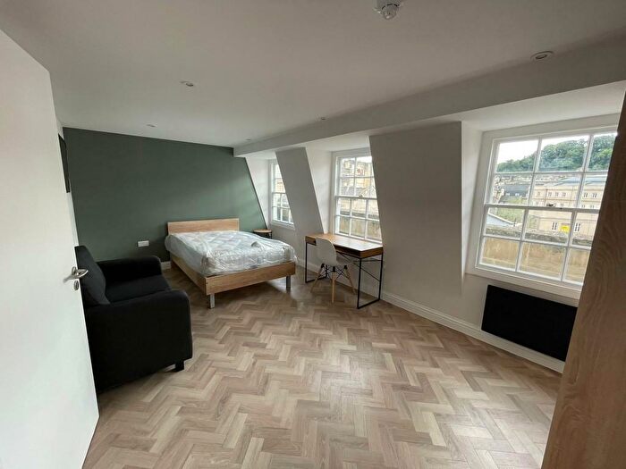 Studio To Rent In Keasberry House, Henry Street, BA1