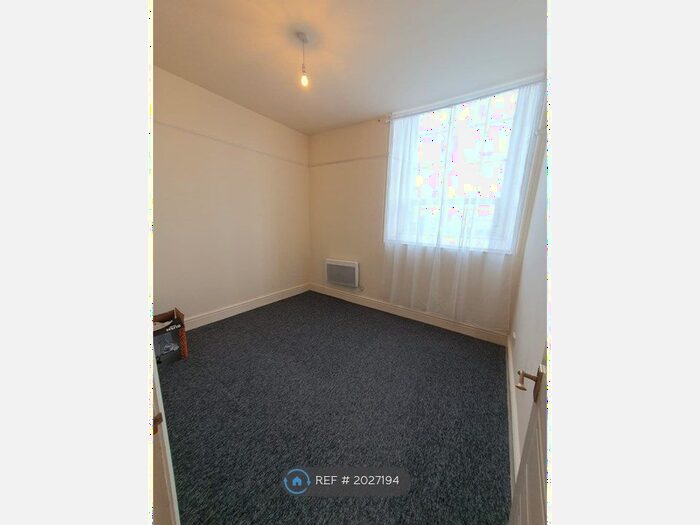 1 Bedroom Flat To Rent In Brunswick Court, Macclesfield, SK11