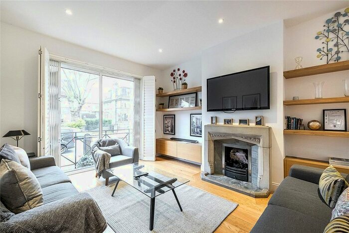 4 Bedroom Mews House To Rent In Porchester Terrace, London, W2