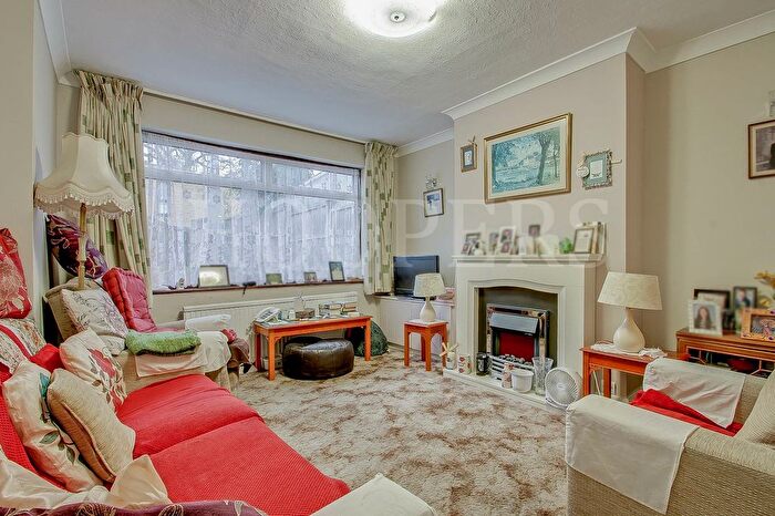 3 Bedroom Terraced House For Sale In Warren Road, London, NW2