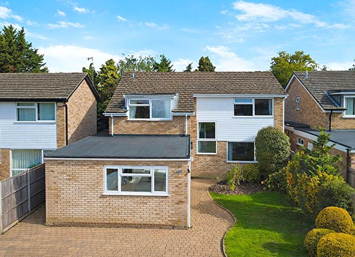 4 Bedroom Detached House For Sale In Leverstock Green, Hemel Hempstead, HP2
