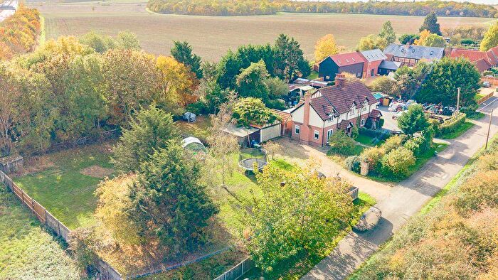 4 Bedroom Detached House For Sale In Whitehall Cottage, Coppingford Road, Sawtry, Xt, PE2