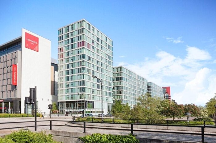 1 Bedroom Apartment For Sale In Witan Gate, Milton Keynes, MK9