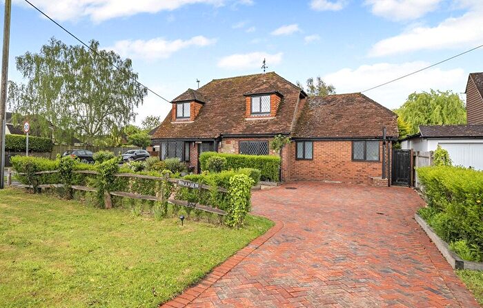 5 Bedroom Detached House For Sale In Glaziers Lane, Normandy, GU3
