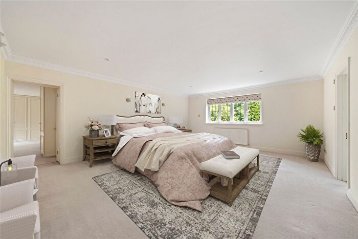 5 Bedroom Detached House To Rent In Woodside Road, Cobham, Surrey, KT11