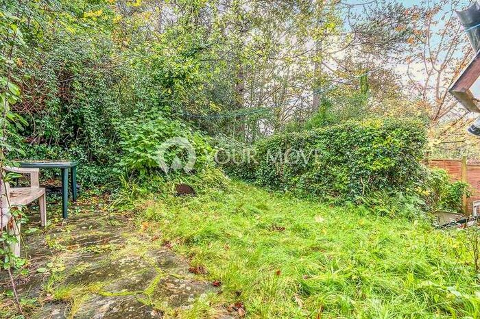 5 Bedroom Semi-Detached House To Rent In Church Lane, Southampton, SO17