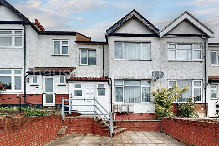 1 Bedroom Flat For Sale In Park Road, NW4