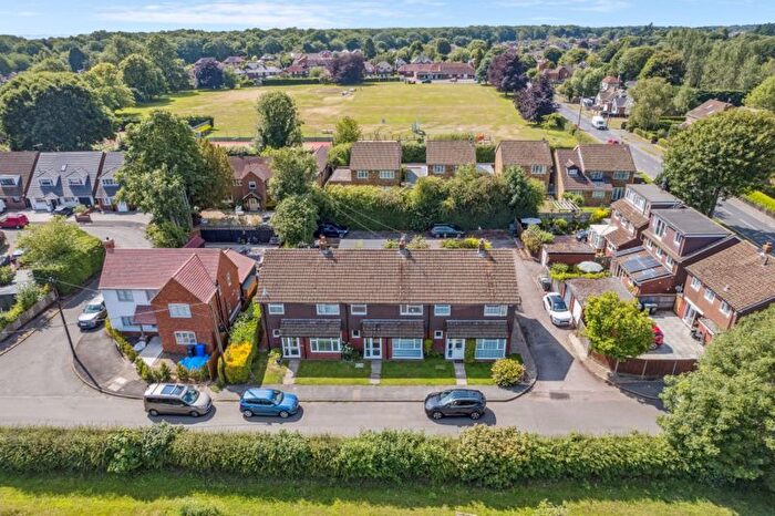 4 Bedroom Terraced House For Sale In Louches Lane, Naphill, HP14