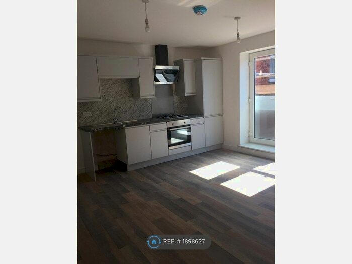 1 Bedroom Flat To Rent In Scarisbrick Street, Southport, PR9