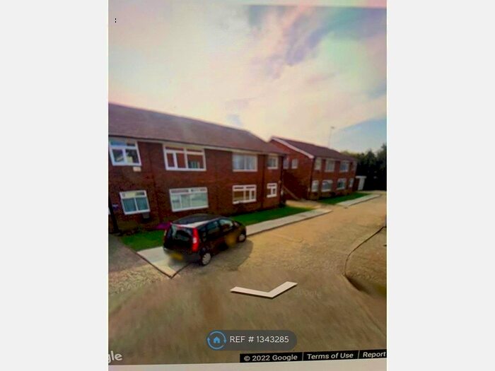 Studio To Rent In Highdown Avenue, Worthing, BN13