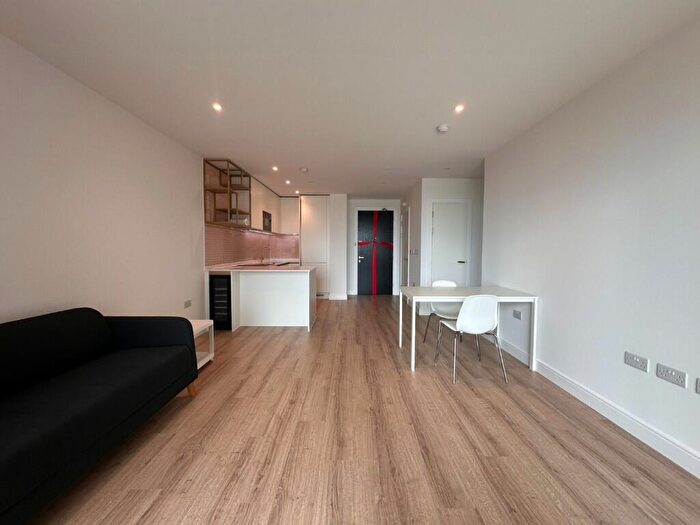 1 Bedroom Flat To Rent In Quay Walk, Wembley, Middlesex, HA0