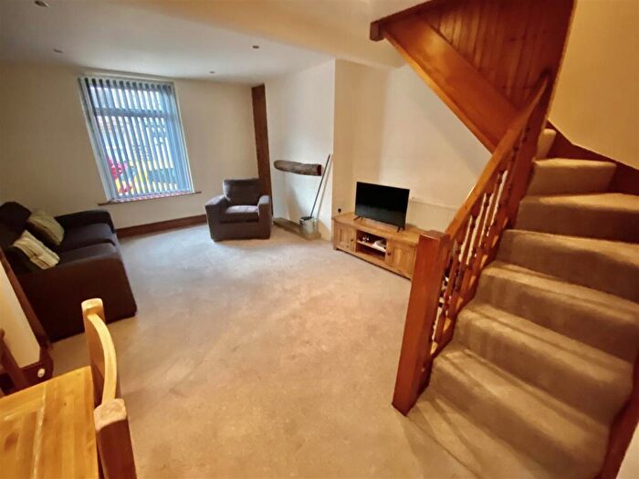 2 Bedroom Private Halls To Rent In Clarence Street, Lancaster, LA1