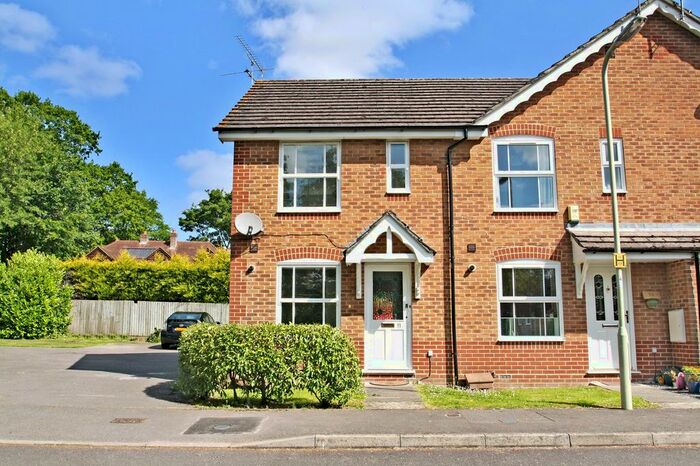 2 Bedroom Terraced House To Rent In Aspen Close, Colden Common, SO21