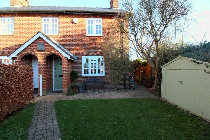 3 Bedroom Property To Rent In High Street, Offley, Hitchin, SG5
