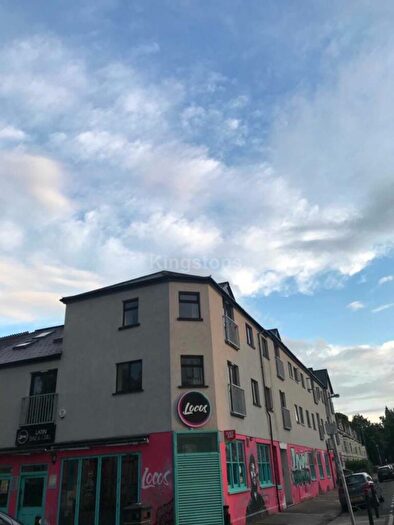 4 Bedroom Apartment To Rent In Miskin Street, Cathays, CF24